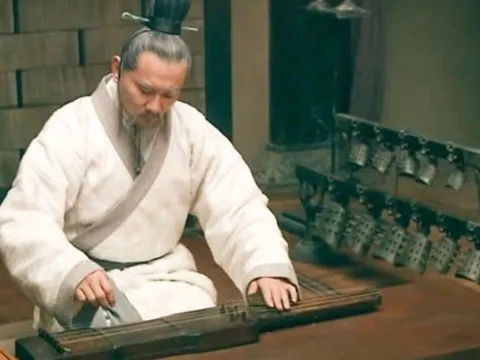 Tổ tiên cảnh báo: 4 thứ tuyệt đối không nên tích trữ trong nhà - càng giữ càng nghèo, tán tài tán lộc