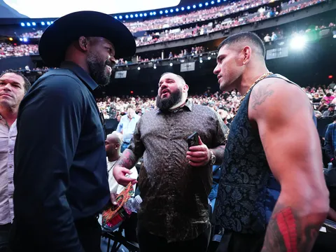 Alex Pereira tự tin hẹn đấu Jon Jones: 'Thời gian không chờ đợi ai'