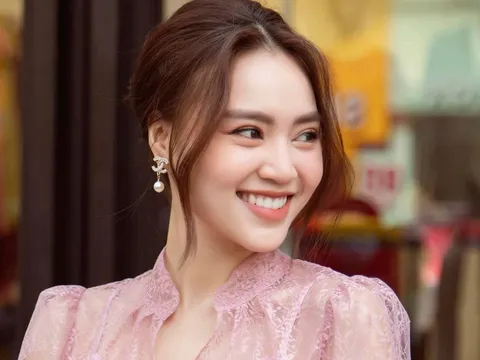 Ninh Dương Lan Ngọc gây lo lắng khi đi cà nhắc, phải có người dìu