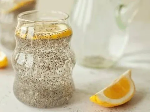 Uống hạt chia lúc nào để giảm cân nhanh nhất? Chuyên gia chỉ rõ “thời điểm vàng” giúp mỡ tan nhanh gấp đôi
