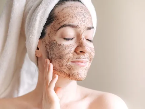 Mách bạn cách làm tẩy tế bào chết tại nhà bằng các nguyên liệu từ tự nhiên an toàn cho da.
