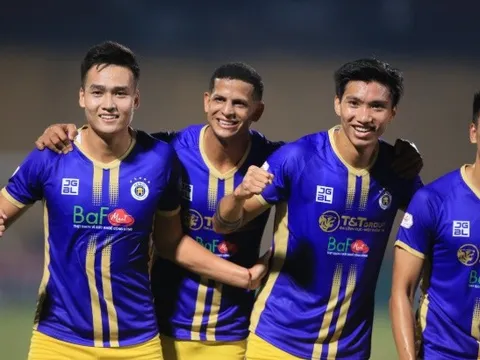 Hoàng Hên góp mặt, Harry Kewell có thể giúp Hà Nội cản bước Ninh Bình?