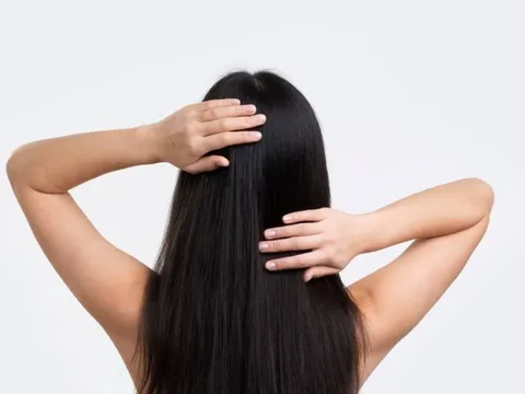 4 tips cơ bản cần duy trì để da đầu khỏe, tóc óng mượt
