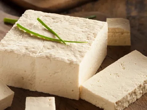 Đậu phụ là món bổ dưỡng, lành tính nhưng 4 nhóm người này ăn lại có hại