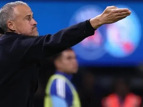 Luis Enrique: PSG cần cải thiện sau trận hòa với Strasbourg
