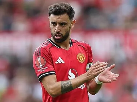 Chuyển nhượng tối 18/10: Bayern nhắm Bruno Fernandes; Chelsea thích Nuno Tavares