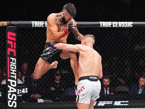 UFC Vancouver: Charles Jourdain và màn kết liễu "bay người" mang về 50.000 USD tiền thưởng