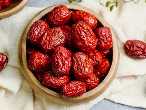 Táo đỏ là món bổ dưỡng nhưng có hại cho 5 nhóm người này