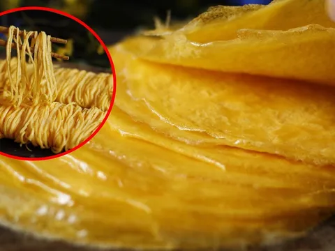 Mẹo tráng trứng vàng ươm, mỏng mịn như lụa