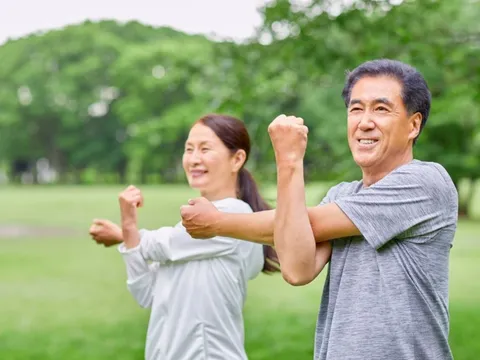 Chăm sóc xương theo độ tuổi: Vì sao canxi chuẩn đóng vai trò then chốt.