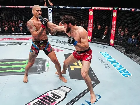 Sự thật chấn động: Alex Pereira thượng đài với ống quyển bị rạn trong trận thua Magomed Ankalaev