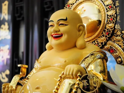 Phật Cười Cho Lộc: 3 tuổi Phúc Bền hưởng mãi, 1 tuổi thoát nạn đổi đời