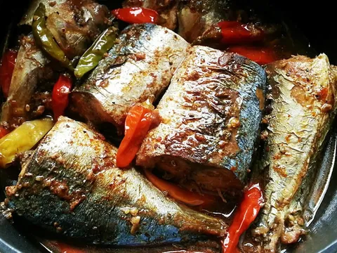 Cách kho Cá nục kiểu Nhật - 'đánh bay' nồi cơm nhà bạn