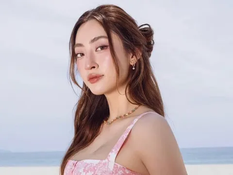 Lương Thuỳ Linh lộ ảnh bí mật hẹn hò bạn trai gia thế khủng?