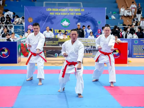 Giải Vô địch Karate Nghệ An lần thứ 13 có 24 đội tuyển tham gia