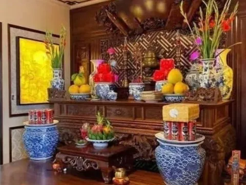 Bàn thờ gia tiên đại kỵ 3 vật này: Rất nhiều gia đình đang mắc phải mà không biết