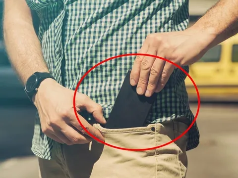 4 vị trí để điện thoại di động gây hại lớn cho cơ thể