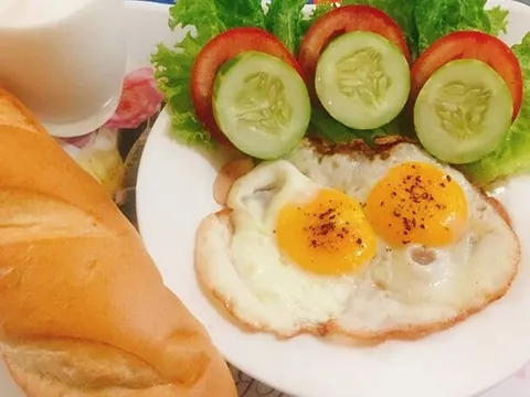 4 sai lầm khi ăn sáng gây hại sức khỏe của bạn