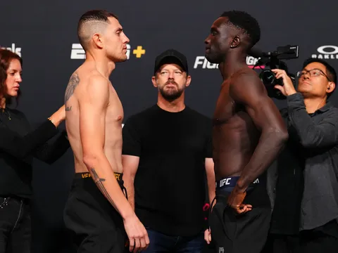 Steve Garcia hủy diệt David Onama, gửi lời thách đấu ngông cuồng đến Max Holloway