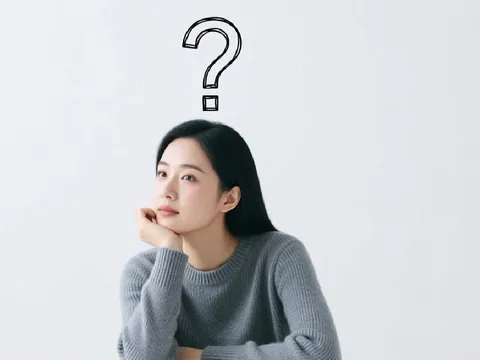 Cái gì có hai đầu nhưng lại chẳng có đuôi?