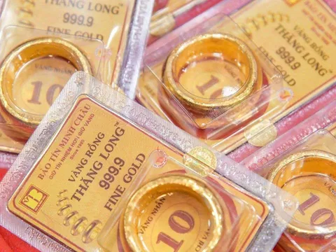 Giá vàng hôm nay 5/11: Vàng trong nước rơi tự do sau quyết định “sốc” của Trung Quốc