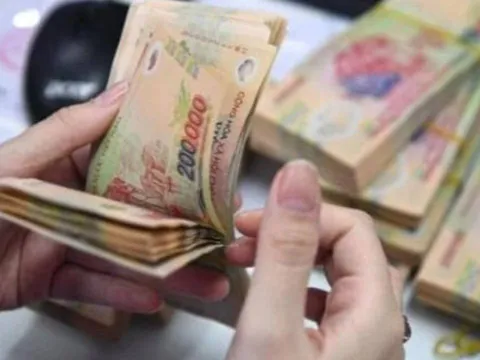 Tin vui: Từ 1/1/2026 tiền trợ cấp thất nghiệp tối đa tăng ít nhất 5.550.000 đồng/tháng, ai được hưởng?