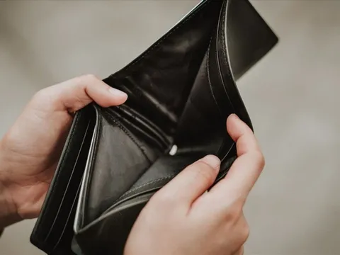 3 kiểu người nhìn sang chảnh nhưng ví tiền rỗng tuếch