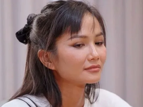 Báo Hàn Quốc đưa tin về ồn ào của vợ chồng H'Hen Niê