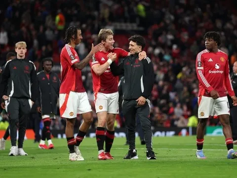 Martinez tập cùng tuyển Argentina, sẵn sàng trở lại đội hình Man United