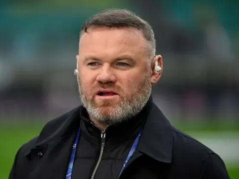 Wayne Rooney nghiêng về Arsenal trong cuộc đua vô địch Ngoại hạng Anh