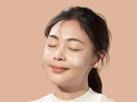 Vì sao mùa hanh khô vẫn cần dùng kem chống nắng?