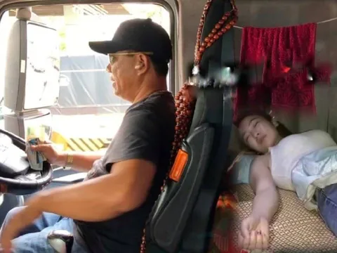 Vì sao tài xế xe tải đường dài thường dẫn theo một phụ nữ? Lý do khiến ai cũng cảm thông