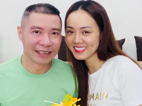 Vợ NSND Công Lý lên tiếng đính chính những tin đồn liên quan đến sức khoẻ và cuộc sống của chồng