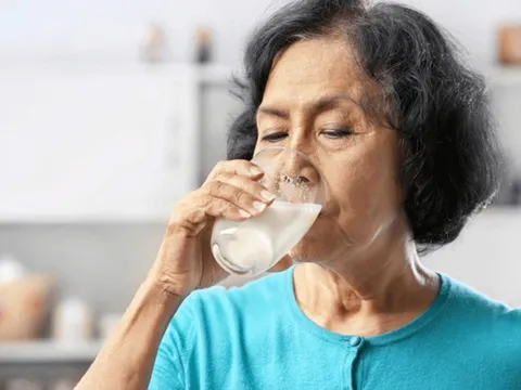 5 sai lầm khi uống sữa mất hết dinh dưỡng