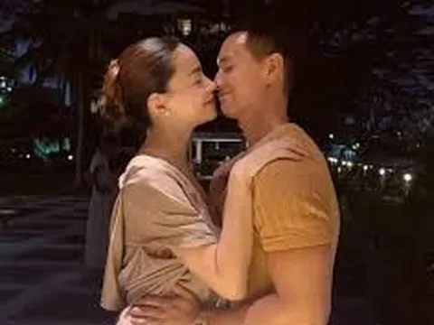 Hồ Ngọc Hà mừng sinh nhật Kim Lý, "đứng hình" khi nghe thấy câu này