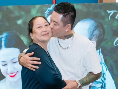 Mẹ của Tuấn Hưng qua đời