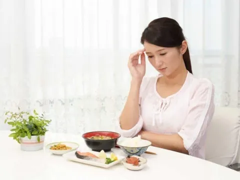 4 hành vi đang âm thầm "đánh cắp" sức khỏe của chị em