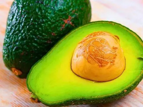 Mẹo làm bơ chín nhanh chỉ trong 24 giờ bằng vật dụng bếp quen thuộc