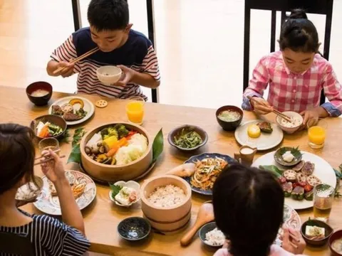 5 thói quen ăn uống của người Nhật giúp duy trì sức khỏe và kéo dài tuổi thọ