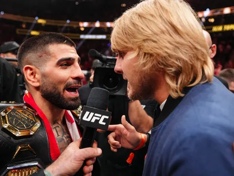 Paddy Pimblett 'ngả mũ' trước Makhachev, nhưng ván cờ tranh đai lại rẽ hướng vì Ilia Topuria