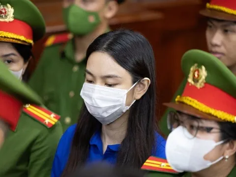 Thùy Tiên không nhận là Hoa hậu