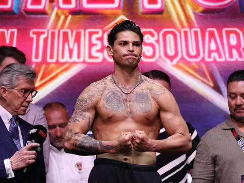 Ryan Garcia tuyên bố tranh đai WBC với Mario Barrios: Một quyết định gây tranh cãi