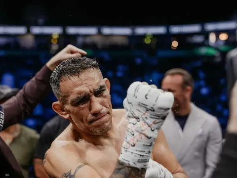 Tony Ferguson thượng đài Misfits Boxing: Hào quang xưa cũ và sàn diễn mới