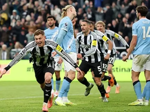 Barnes ghi cú đúp, Newcastle khiến Man City mất ngôi nhì bảng