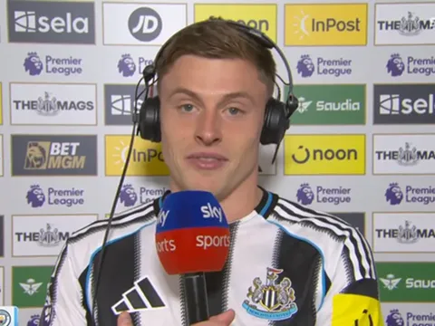 Lập cú đúp hạ Man City, Harvey Barnes nói gì về việc khoác áo Scotland dự World Cup?