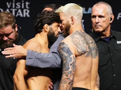 Căng thẳng tột độ tại UFC Qatar: Arman Tsarukyan 'thiết đầu công' Dan Hooker ngay trên sân khấu