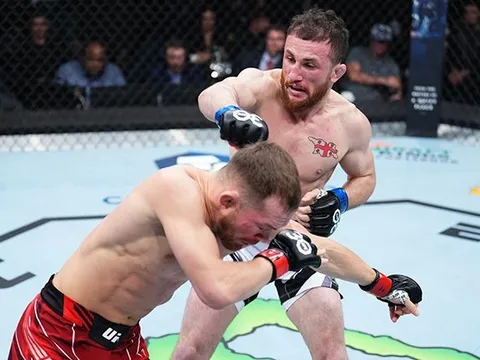 UFC 323 chốt lịch: Merab Dvalishvili và Petr Yan tái đấu cho ngôi vương