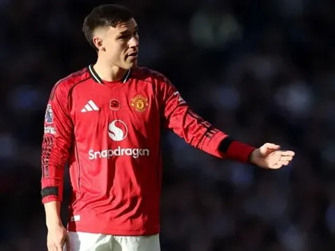 Ruben Amorim yêu cầu Ugarte phải tập luyện tốt hơn