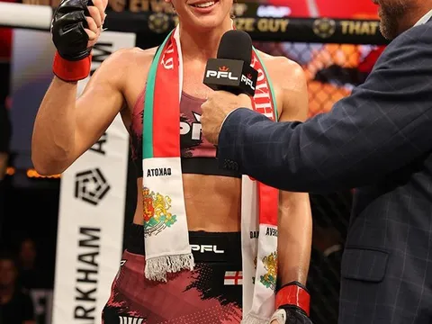 Ngôi sao bất bại Dakota Ditcheva tái xuất, đối đầu cựu vô địch Kickboxing tại PFL Dubai