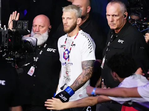 Dan Hooker: Thua tâm phục khẩu phục, bất ngờ gọi tên Moicano cho trận "so găng của những kẻ bại trận"